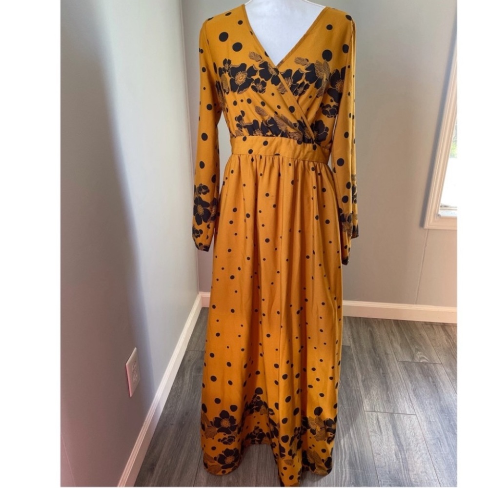 Long sleeve maxi dress ✨